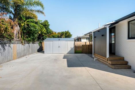 Photo of property in 42 Vardon Road, St Andrews, Hamilton, 3200