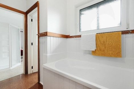 Photo of property in 22 Koromiko Street, Saint Martins, Christchurch, 8022