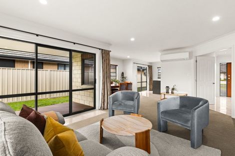 Photo of property in 5 Lardon Place, Frimley, Hastings, 4120