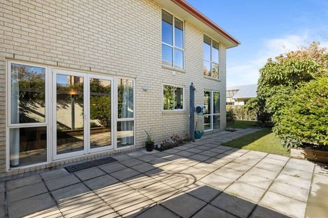 Photo of property in 54 Willowview Drive, Redwood, Christchurch, 8051