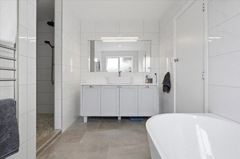 Photo of property in 67 Queen Street, Te Puke, 3119