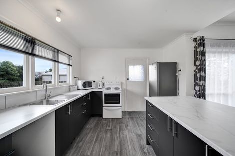 Photo of property in 12 Pitt Street, Normanby, Hawera, 4614