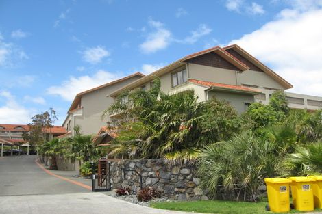 Photo of property in Santa Rosa, 1/340 Gulf Harbour Drive, Gulf Harbour, Whangaparaoa, 0930