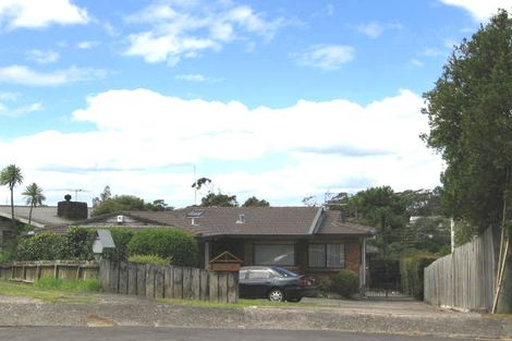 Photo of property in 2/9 Varlene Terrace, Forrest Hill, Auckland, 0620