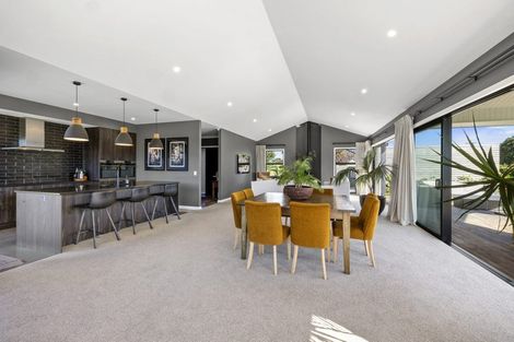 Photo of property in 106 Airport Drive, New Plymouth Airport, New Plymouth, 4373