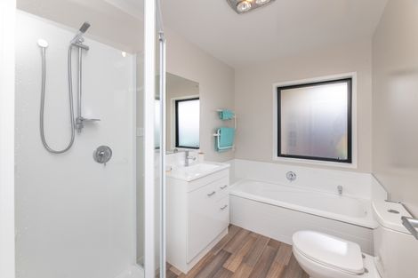 Photo of property in 16 Hannington Way, Rolleston, 7615