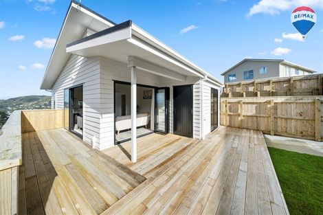 Photo of property in 18au7 Cathie Place, Karori, Wellington, 6012