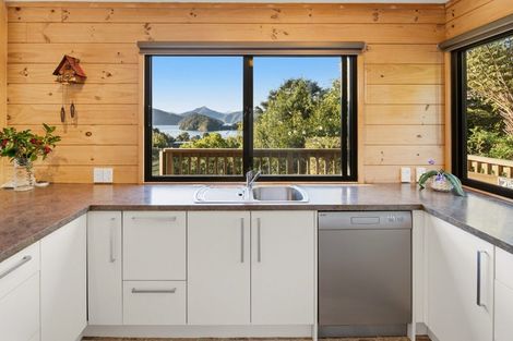 Photo of property in 29 Manuka Drive, Ngakuta Bay, Picton, 7281