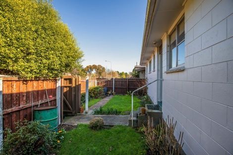 Photo of property in 15 Dovedale Avenue, Ilam, Christchurch, 8041