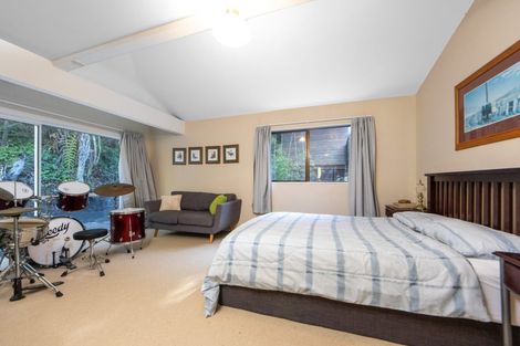 Photo of property in 704 South Titirangi Road, Titirangi, Auckland, 0604