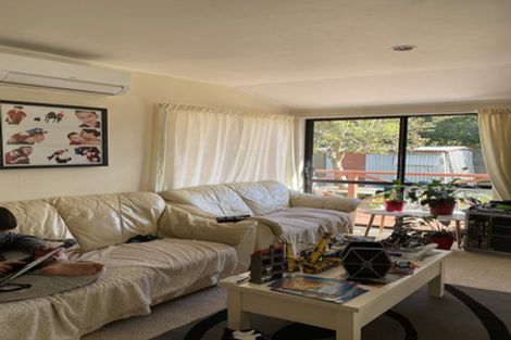 Photo of property in 1/11 Ocean View Road, Hillcrest, Auckland, 0627