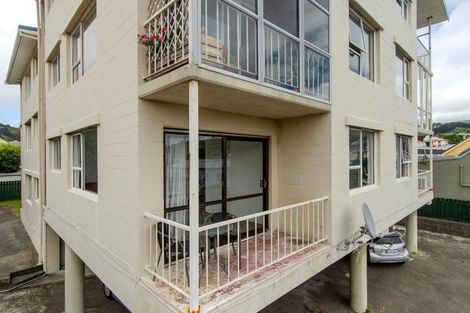 Photo of property in 26f4 Normanby Street, Newtown, Wellington, 6021