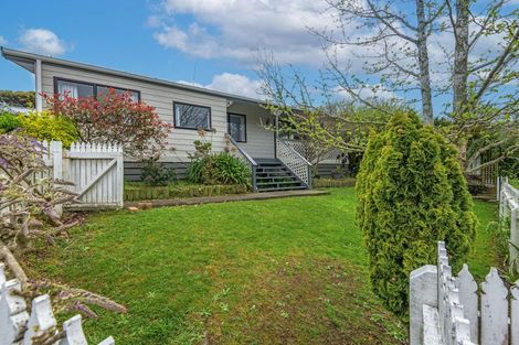 Photo of property in 21 Dahlstrom Grove, Kelvin Grove, Palmerston North, 4414
