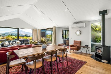 Photo of property in 38 Mount Nicholas Avenue, Wanaka, 9305