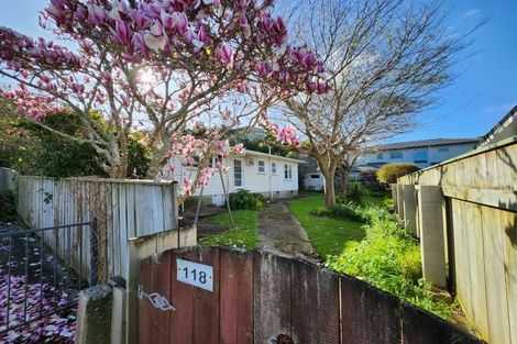 Photo of property in 118 Broderick Road, Johnsonville, Wellington, 6037
