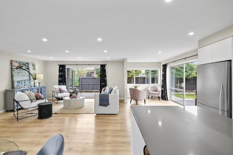 Photo of property in 29 Meadow Street, Papanui, Christchurch, 8052