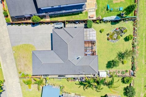 Photo of property in 35 Edgewater Grove, Whakatane, 3120