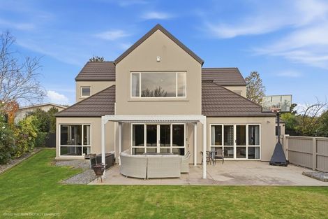 Photo of property in 14 Harlech Mews, Avonhead, Christchurch, 8042