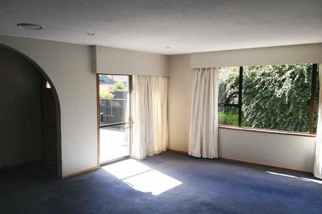 Photo of property in 39 Tintern Avenue, Avonhead, Christchurch, 8042