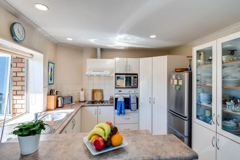 Photo of property in 7 Forbury Way, Taradale, Napier, 4112