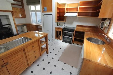 Photo of property in 76 Rakau Road, Hataitai, Wellington, 6021