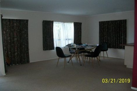 Photo of property in 9a Metric Place, Te Atatu South, Auckland, 0610