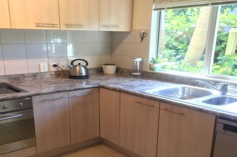 Photo of property in 4a/3 Corrella Road, Belmont, Auckland, 0622