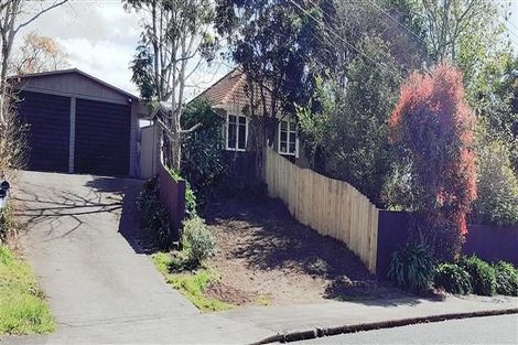 Photo of property in 98 Glenpark Avenue, Frankleigh Park, New Plymouth, 4310