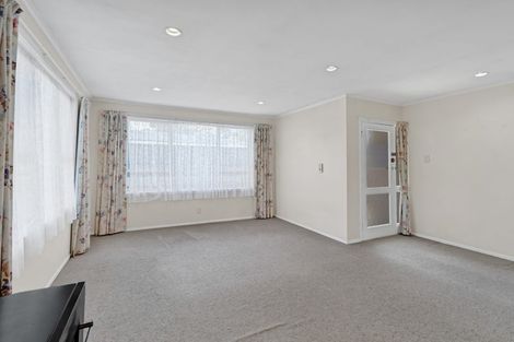 Photo of property in 14 Kauri Street, Merrilands, New Plymouth, 4312