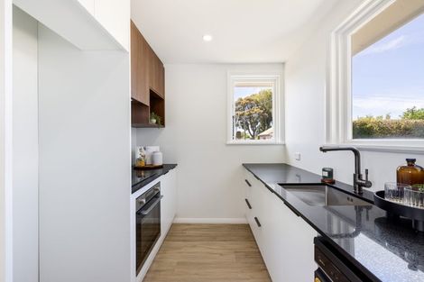 Photo of property in 23 Lambeth Crescent, Northcote, Christchurch, 8052