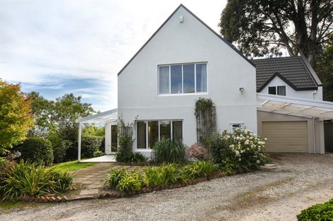 Photo of property in 186 Gladstone Road North, Mosgiel, 9024