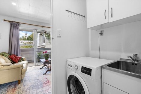 Photo of property in 8/6 Opoia Drive, Hamilton East, Hamilton, 3216