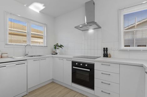 Photo of property in 5 Croziers Road, St Albans, Christchurch, 8052