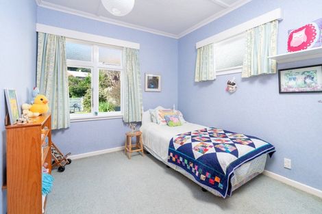 Photo of property in 57 Severn Street, Island Bay, Wellington, 6023