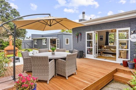 Photo of property in 14 Toi Street, Otaki Beach, Otaki, 5512