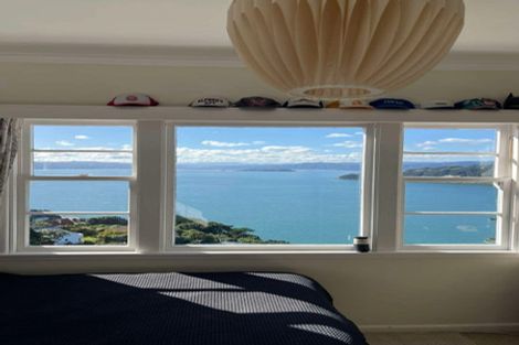 Photo of property in 122 Grafton Road, Roseneath, Wellington, 6011