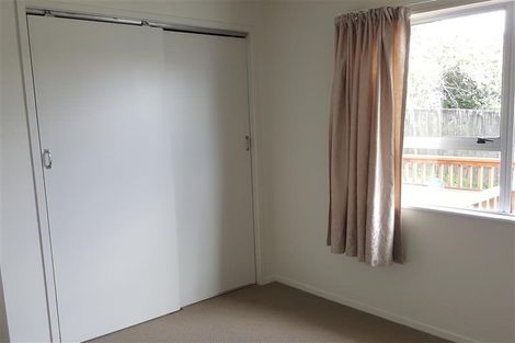Photo of property in 2a Pine Street, New Lynn, Auckland, 0600