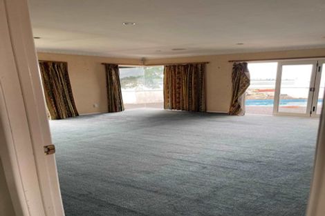 Photo of property in 27a St Annes Crescent, Wattle Downs, Auckland, 2103