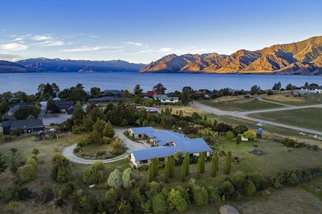 Photo of property in 28 Moraine Terrace, Lake Hawea, 9382