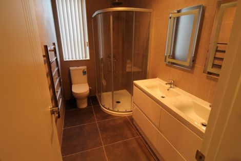 Photo of property in 7 Grove Way, Riverhead, 0820