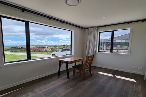 Photo of property in 15 Lawrence Carter Drive, Bombay, 2675