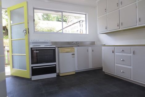 Photo of property in 1 Clementine Way, Crofton Downs, Wellington, 6035