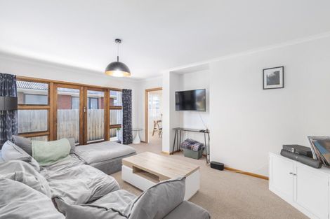 Photo of property in 29 Bickerton Street, Wainoni, Christchurch, 8061