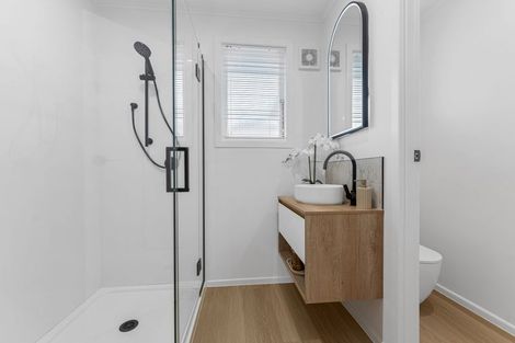 Photo of property in 1/41 Strid Road, Te Atatu South, Auckland, 0610