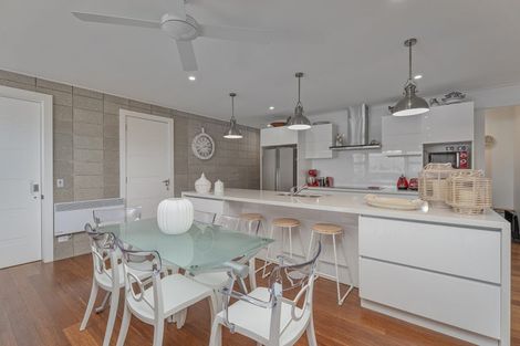 Photo of property in 7/6 The Marina, Tairua, 3508