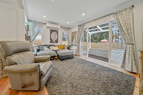 Photo of property in 83b Taikata Road, Te Atatu Peninsula, Auckland, 0610
