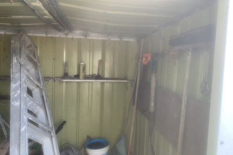 Photo of property in 37 Ara Paiwhenua, Tawa, Wellington, 5028