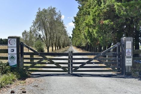 Photo of property in 53 Te Taniwha Road, One Tree Point, 0118