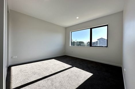 Photo of property in 32 Papai Lane, Massey, 0614