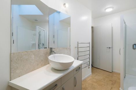 Photo of property in 40 Kelliher Drive, Wanaka, 9305